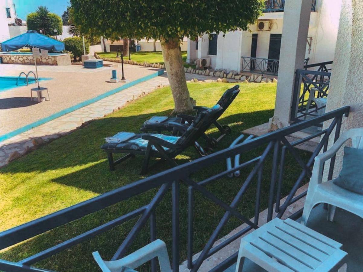 Shelter Next To The Beach Larnaka Exterior foto